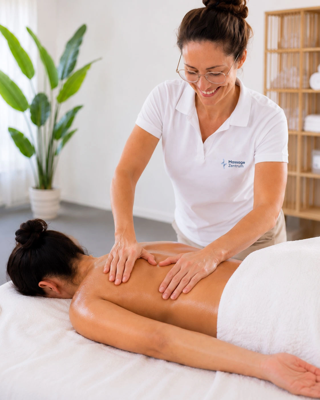 Therapeutische Massage für Lenzburg in der Praxis in Wohlen